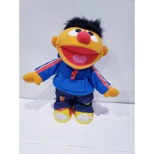 Vintage Ernie Superstar Sesame Street Mattel 2000 Speaks German 15"